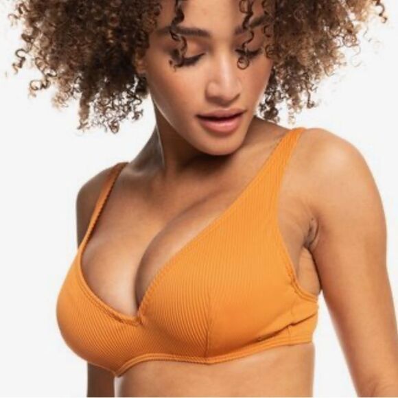 ROXY BIKINI TOP SIZE SMALL IN A D CUP HAS REMOVABLE PADS  WITH ADJUSTABLE STRAPS - Picture 2 of 14
